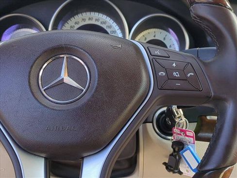 Used 2014 Mercedes-Benz E 550 Cabriolet image 30