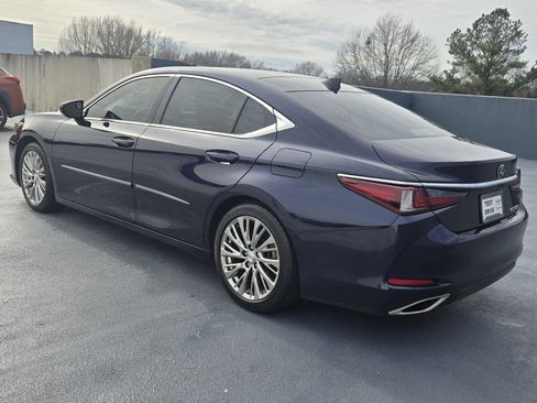 Used 2019 Lexus ES 350 Ultra Luxury image 4