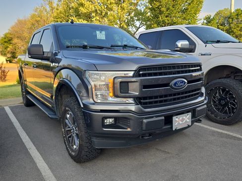 Used 2019 Ford F150 XLT w/ Equipment Group 302A Luxury AWD/4WD image 4