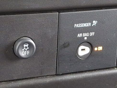 Used 2023 GMC Savana 2500 w/ Driver Convenience Package image 28