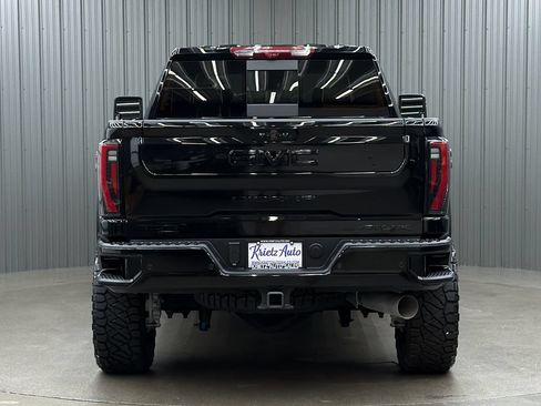 Used 2026 GMC Sierra 2500 AT4X w/ LPO, Black Badging Package AWD/4WD image 4