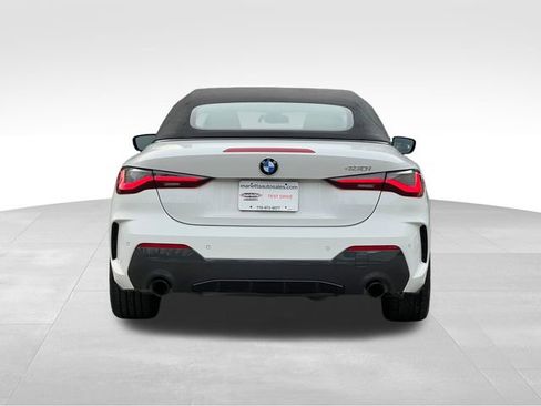 Used 2023 BMW 430i Convertible w/ M Sport Package image 4