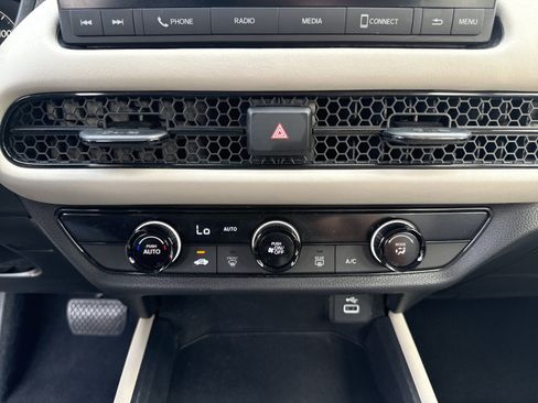 Used 2024 Honda HR-V LX image 20