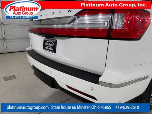 Used 2020 Lincoln Navigator Black Label w/ Cargo Convenience Package AWD/4WD image 52