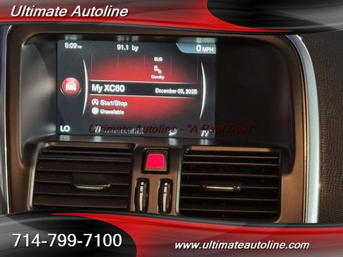 Used 2016 Volvo XC60 T5 w/ Proximity Package image 20