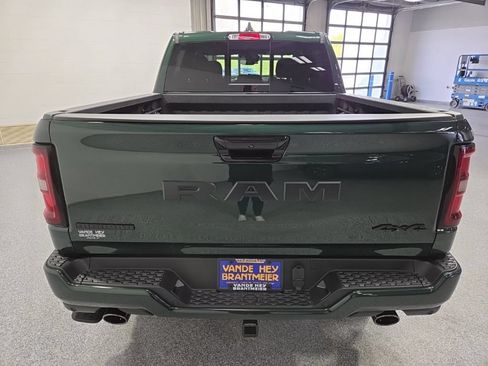 New 2026 RAM 1500 Big Horn AWD/4WD image 6