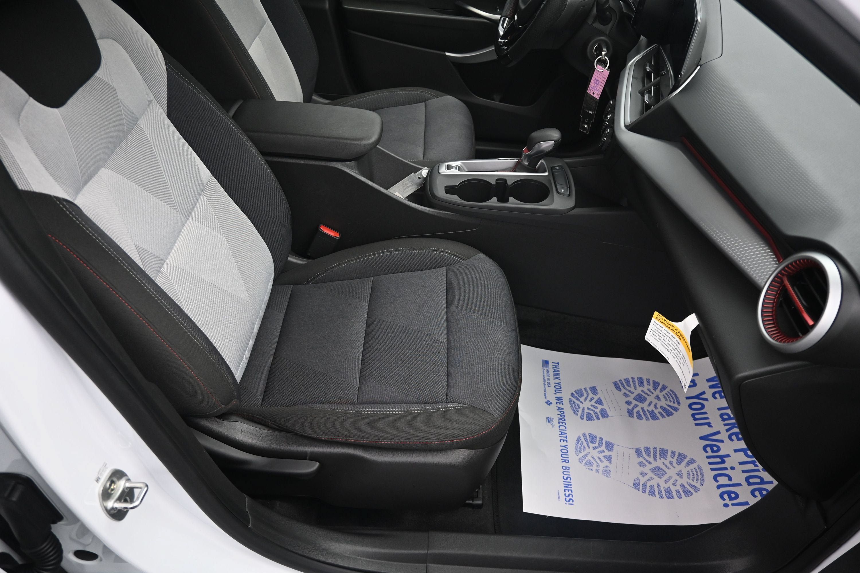 Certified 2024 Chevrolet Trax RS w/ Driver Confidence Package FWD image 28