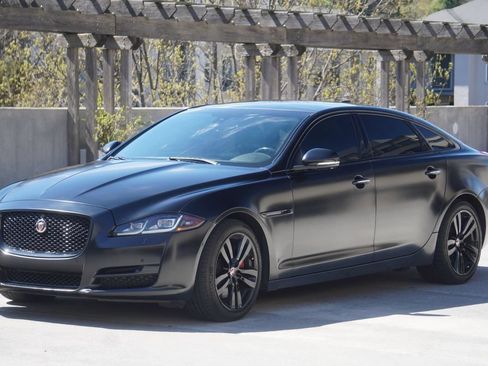 Used 2016 Jaguar XJ L Portfolio AWD/4WD image 4