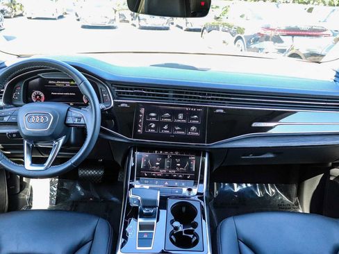 Used 2023 Audi Q8 Premium w/ Convenience Package AWD/4WD image 13