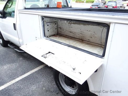 Used 2004 Ford F350 2WD Regular Cab Super Duty image 33