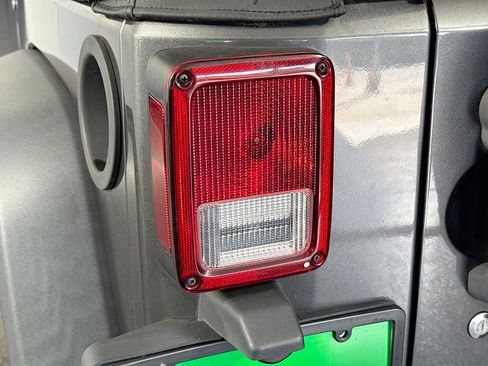 Used 2017 Jeep Wrangler Sport w/ Quick Order Package 24S image 32