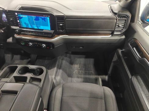 Used 2022 GMC Sierra 1500 Elevation w/ LPO, Elevation Black Package AWD/4WD image 34