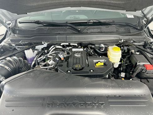 New 2026 RAM 2500 Tradesman AWD/4WD image 17