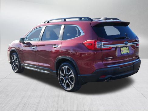 Used 2023 Subaru Ascent Touring image 5