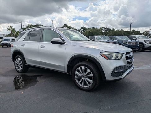 Used 2020 Mercedes-Benz GLE 350 4MATIC image 3