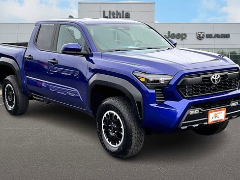 Used 2025 Toyota Tacoma TRD Off-Road image 22