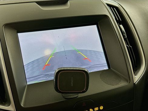 Used 2020 Ford Edge ST-Line FWD image 23