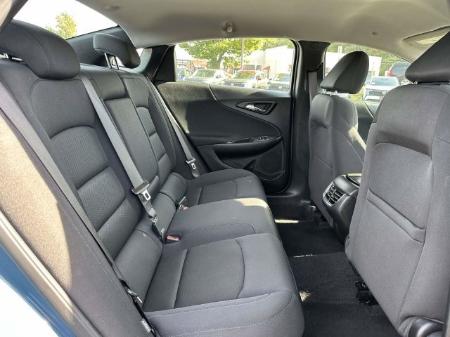 Used 2025 Chevrolet Malibu LT FWD image 10
