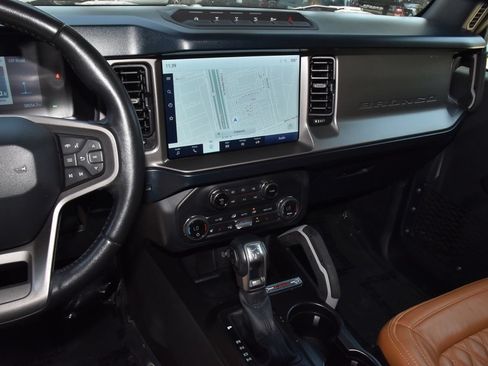 Used 2021 Ford Bronco First Edition AWD/4WD image 27