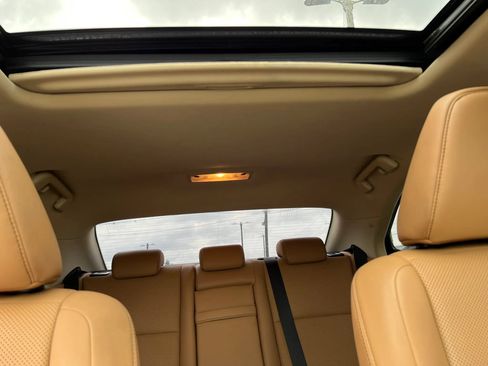 Used 2016 Lexus IS 200t RWD image 20