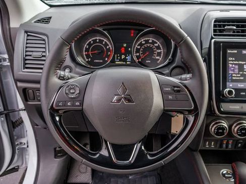 Used 2026 Mitsubishi Outlander Sport AWD image 17