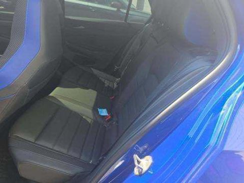 Used 2024 Volkswagen Golf R AWD/4WD image 8