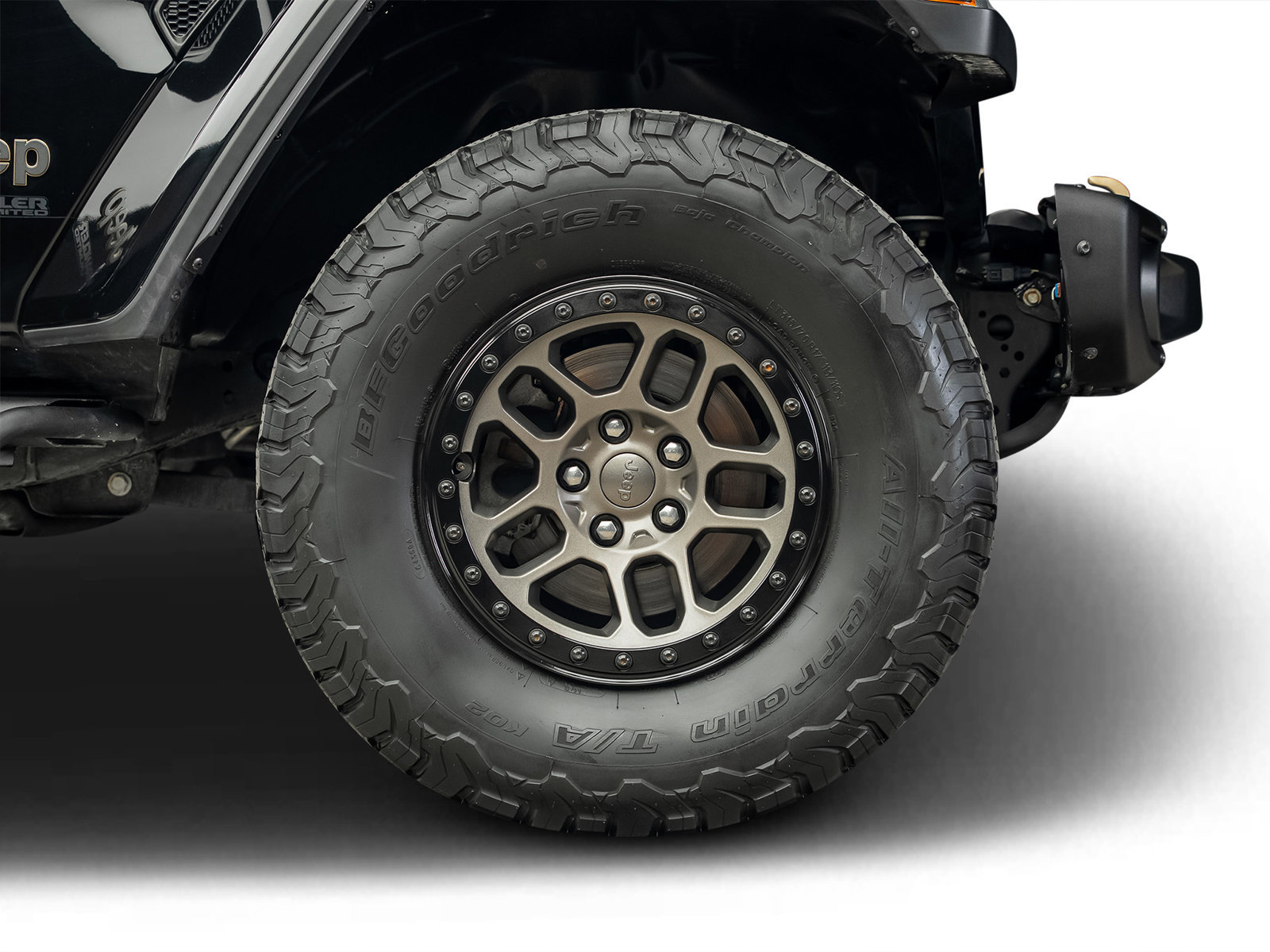 Used 2022 Jeep Wrangler Unlimited Rubicon w/ Xtreme Recon 35" Tire Package AWD/4WD image 30