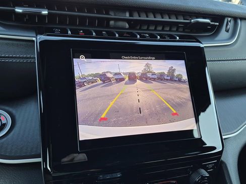 New 2026 Jeep Grand Cherokee L Laredo RWD image 28