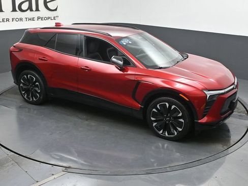 Certified 2024 Chevrolet Blazer EV RS AWD/4WD image 39