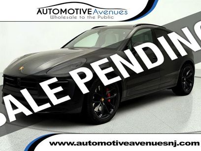 Used 2024 Porsche Macan GTS w/ Premium Plus Package