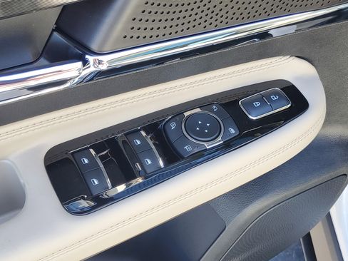 New 2026 Lincoln Corsair Reserve image 10