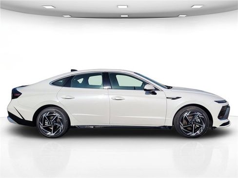 New 2026 Hyundai Sonata SEL image 10