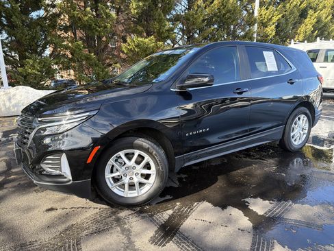 Used 2023 Chevrolet Equinox LT image 5