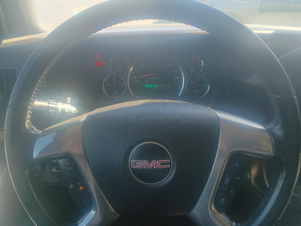 Used 2019 GMC Savana 2500 w/ Communications Package RWD image 15