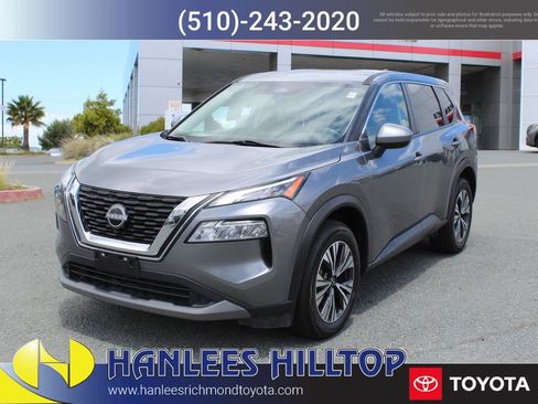 Used 2023 Nissan Rogue SV FWD image 3