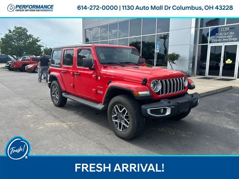 Used 2024 Jeep Wrangler Unlimited Sahara AWD/4WD image 8