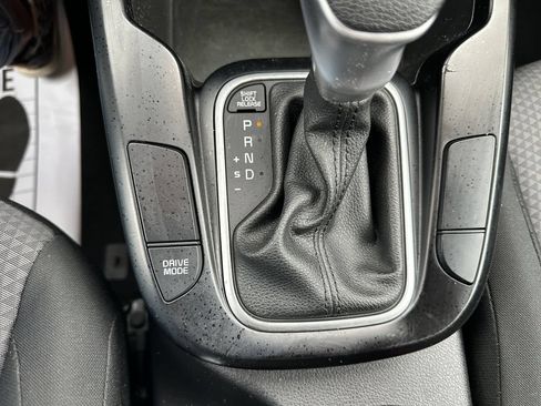 Used 2024 Kia Soul LX w/ Option Group 015 FWD image 25