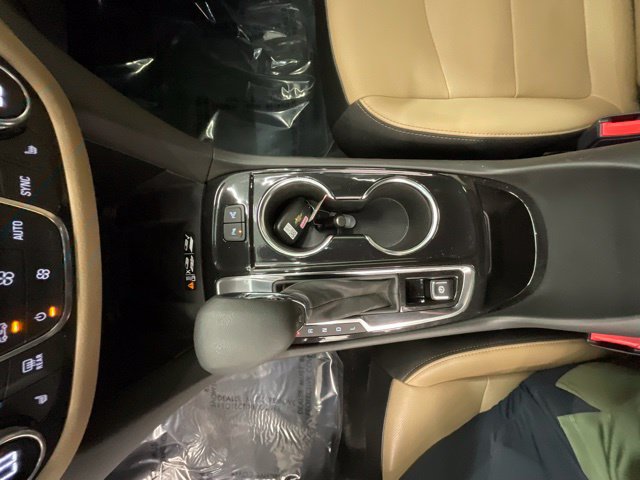 Used 2023 Chevrolet Equinox Premier FWD image 21