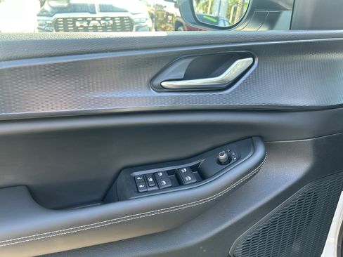 New 2026 Jeep Grand Cherokee L Laredo RWD image 12