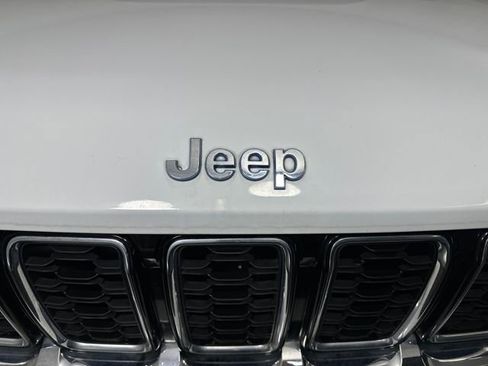 Used 2023 Jeep Grand Cherokee 4xe image 9