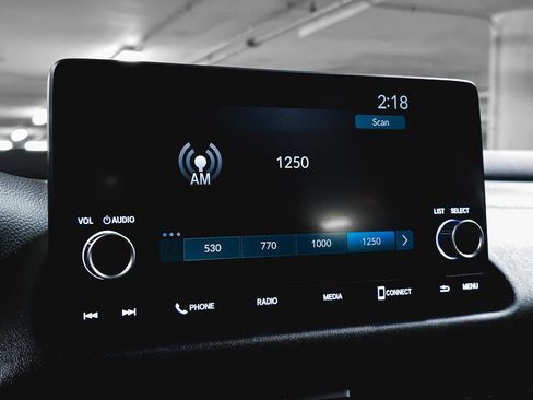 Used 2025 Honda HR-V LX image 13