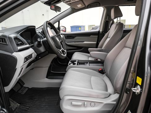 Used 2019 Honda Odyssey EX image 26