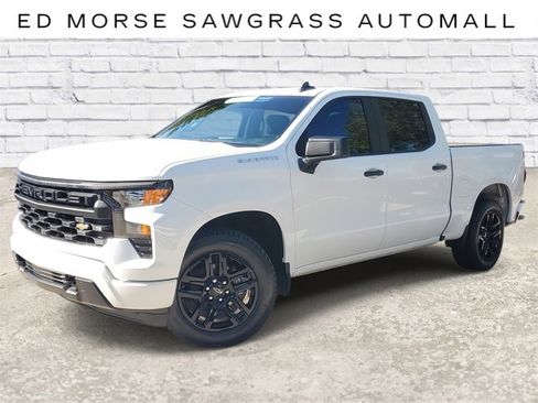 Certified 2023 Chevrolet Silverado 1500 Custom image 1