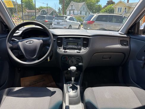Used 2007 Kia Rio LX FWD image 14