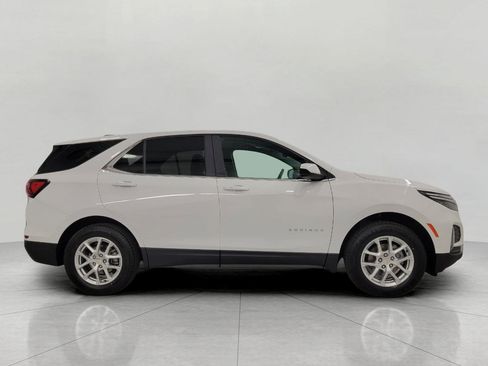Used 2024 Chevrolet Equinox LT AWD/4WD image 11