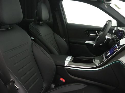 New 2026 Mercedes-Benz GLC 350e 4MATIC image 9