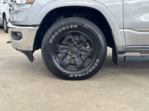 Used 2020 RAM 1500 Laramie image 31