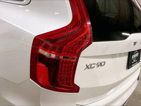 Used 2019 Volvo XC90 T6 R-Design w/ Protection Package AWD/4WD image 33