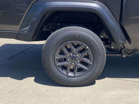 New 2026 Jeep Gladiator Sport AWD/4WD image 37