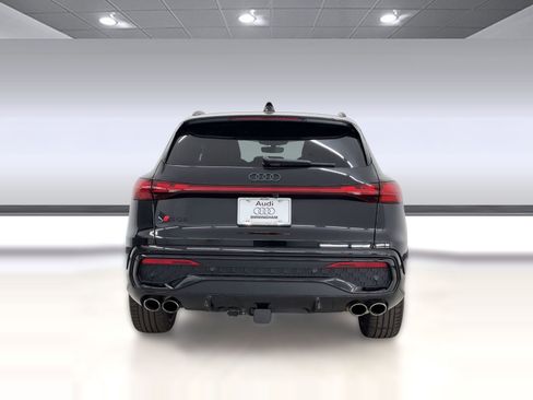 Used 2025 Audi SQ5 Prestige AWD/4WD image 10